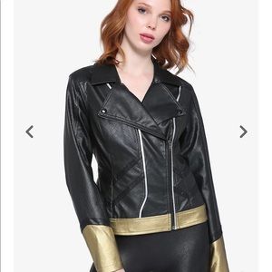 🕷Black Widow ❤️ faux leather jacket